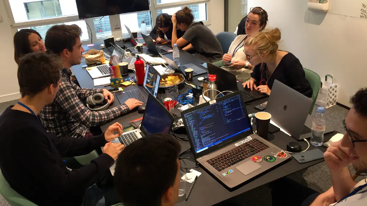 Promo 2020 in their classroom @ Talan — 10/16/2019